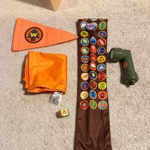 Disney Wilderness Explorers set Orange Neckerchief